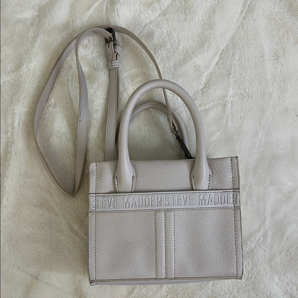 Steve Madden bag with Adjustable Strap
